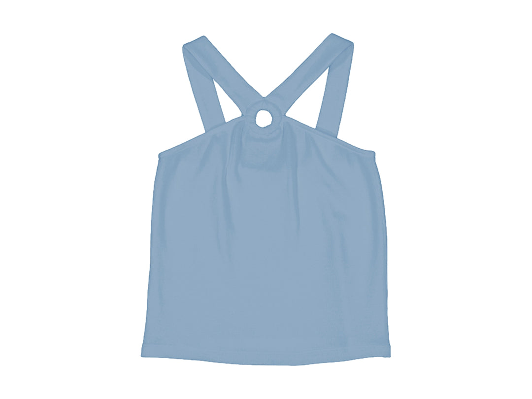 Blusa azul océano de tirantes cruzados con un aro central en el cuello.