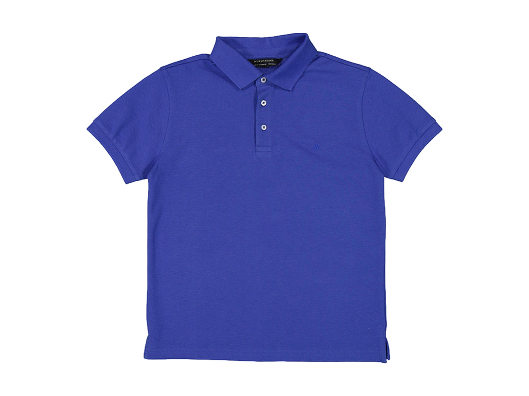 Camiseta polo de manga corta en color azul azur para niño.