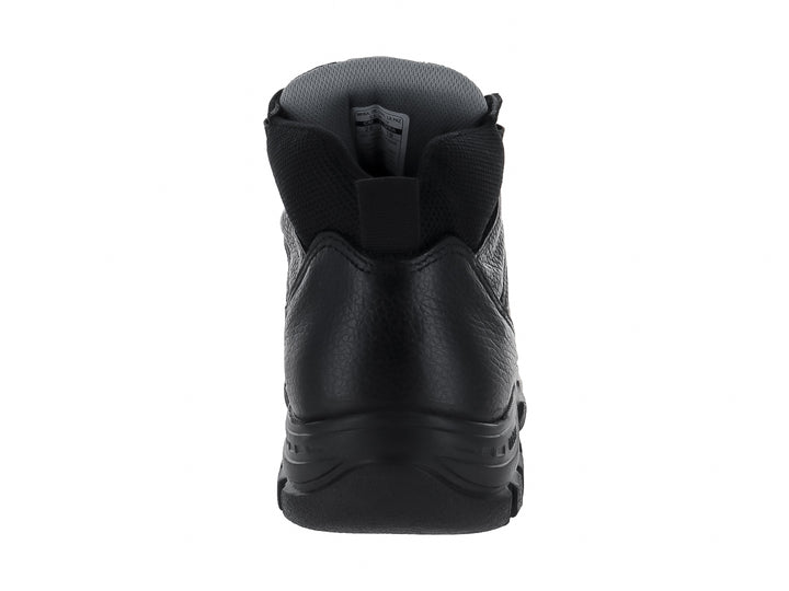 Bota casual de cuero color negro con agujetas y suela robusta para hombre.