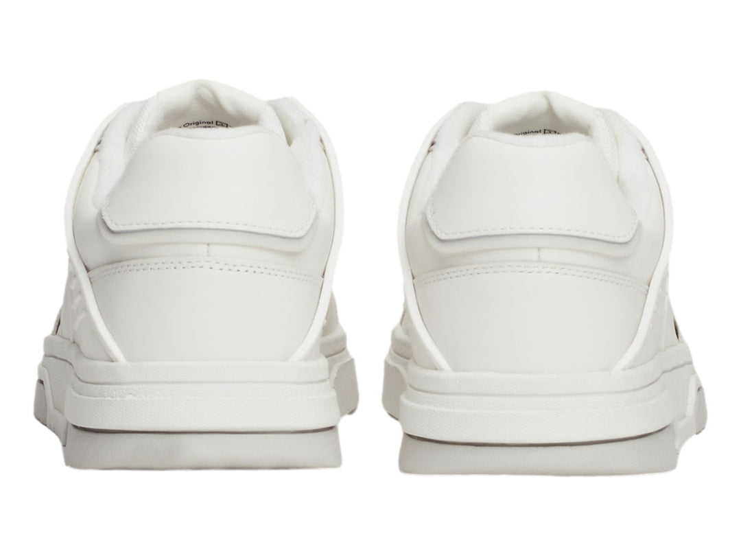Tenis Tommy Hilfiger modelo The Brooklyn Hybrid Urban en color blanco ecru, diseño casual y moderno.