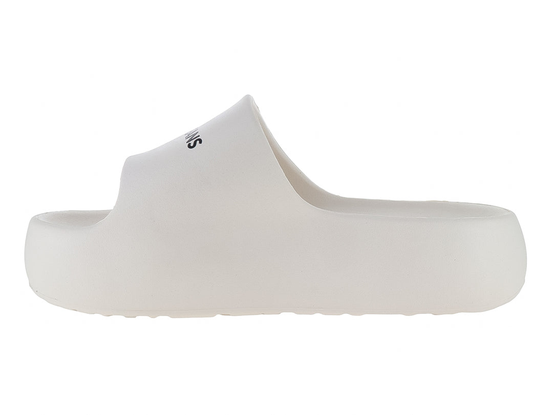 Sandalia slide de plataforma color blanco con logotipo de Tommy Hilfiger.