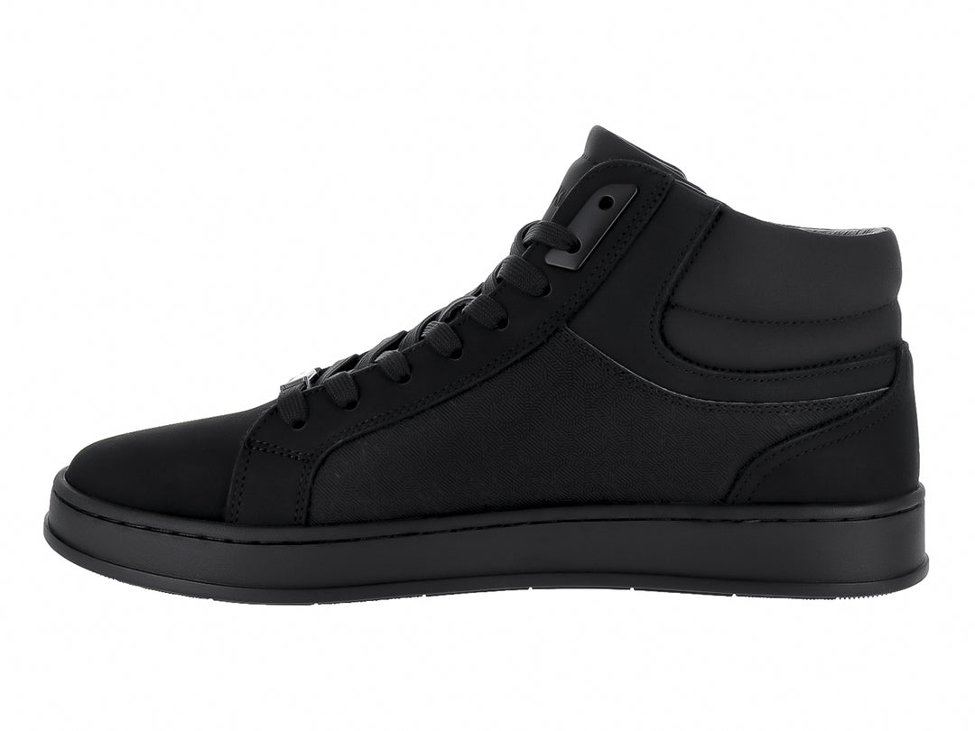 Tenis Calvin Klein de bota alta en color negro total con agujetas y suela plana.