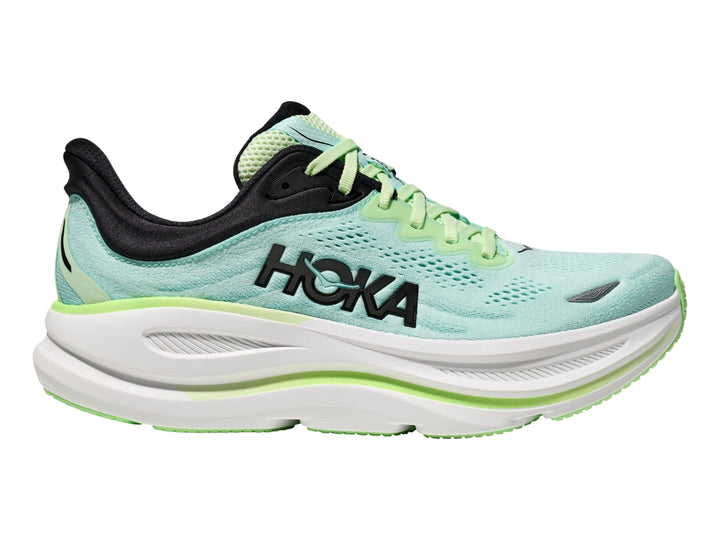 Tenis HOKA Bondi 9 color verde menta y blanco con suela gruesa y detalles en negro.