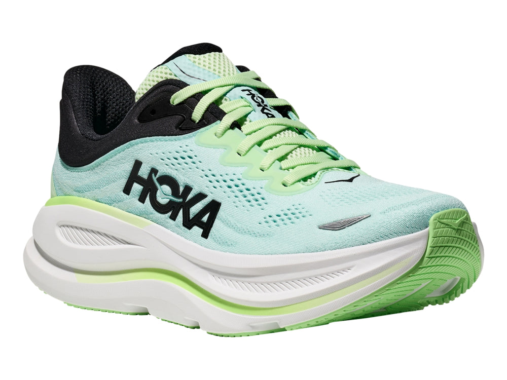 Tenis HOKA Bondi 9 color verde menta y blanco con suela gruesa y detalles en negro.