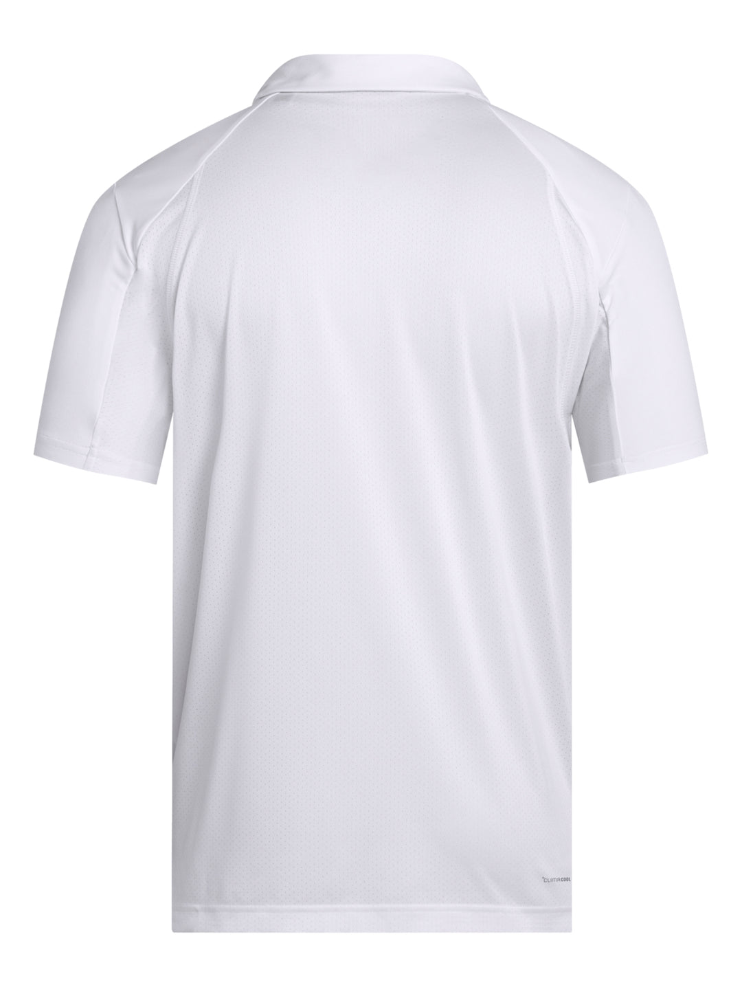 Hombre vistiendo una playera polo deportiva Adidas de color blanco con logo en el pecho.