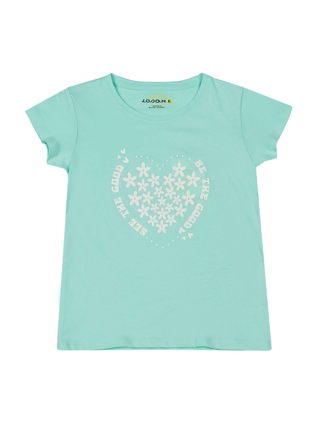 Camiseta verde claro para niña con estampado de corazón floral blanco y frase SEE THE GOOD.