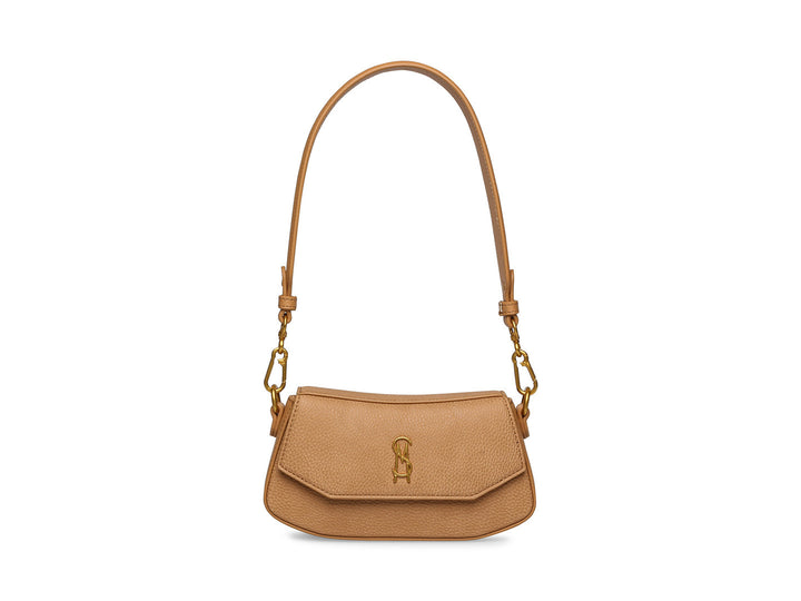 Bolso pequeño Steve Madden color camel con correa ancha logotipada y detalles en dorado.
