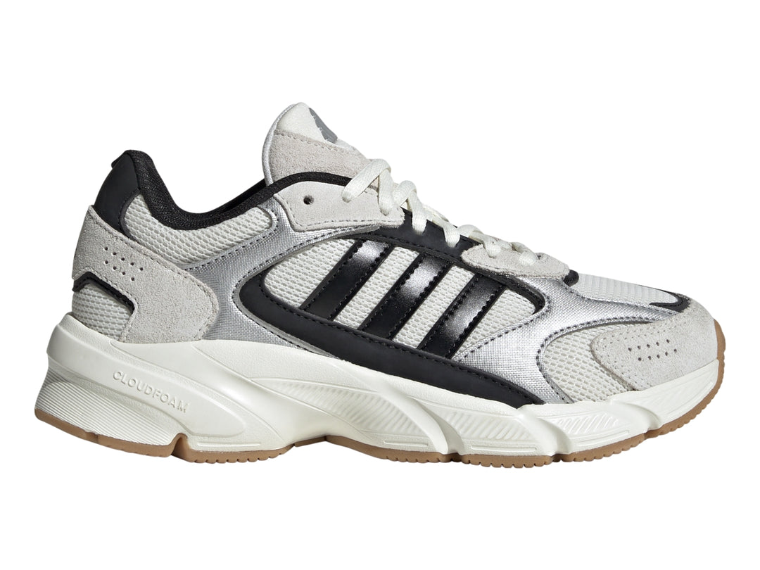 Tenis Adidas Crazychaos 2000 color blanco y plateado con suela de goma marrón.