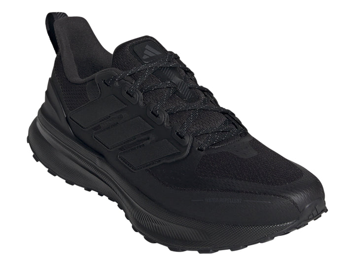 Tenis deportivos Adidas Ultrarun 5 en color negro, vista lateral sobre fondo blanco.
