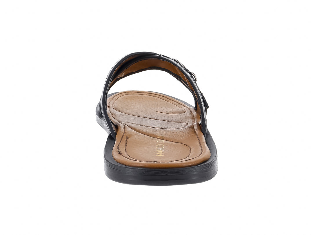 Sandalia negra para hombre con correas cruzadas, hebilla plateada y plantilla color café.
