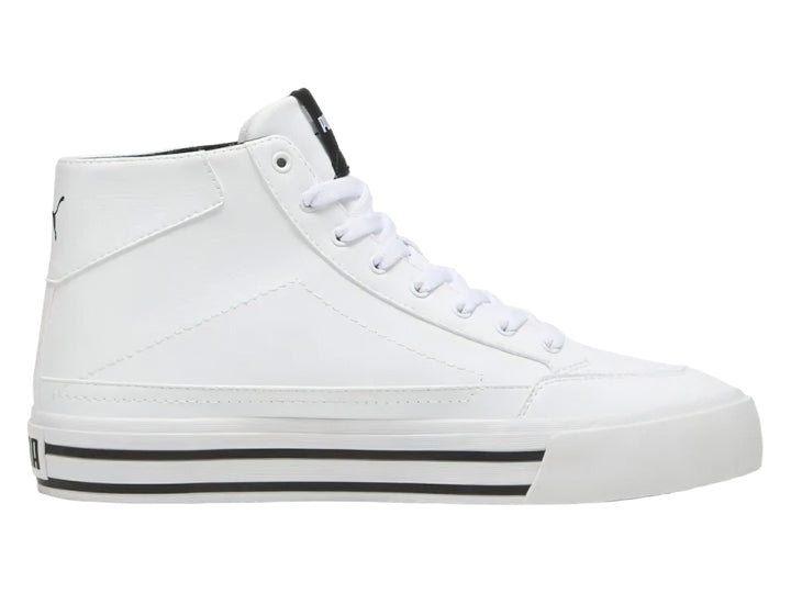Tenis PUMA Court Classic Vulc Mid color blanco con detalles negros en la suela.