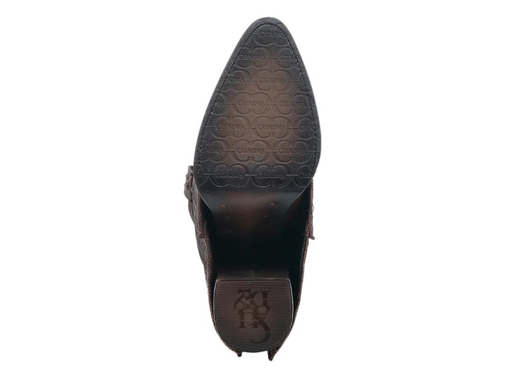 Bota alta de cuero color maple con textura grabada y diseño estilo western.