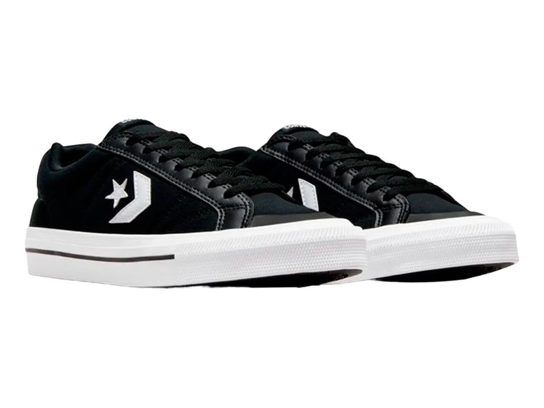 Tenis Converse Sport Casual en color negro con suela y logotipo lateral en blanco.