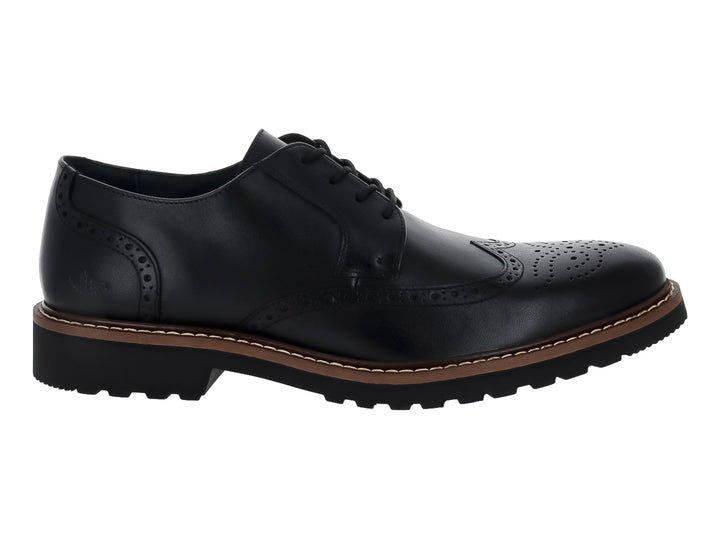 Zapato Oxford negro de cuero con detalles perforados tipo brogue y suela gruesa color café y negro.