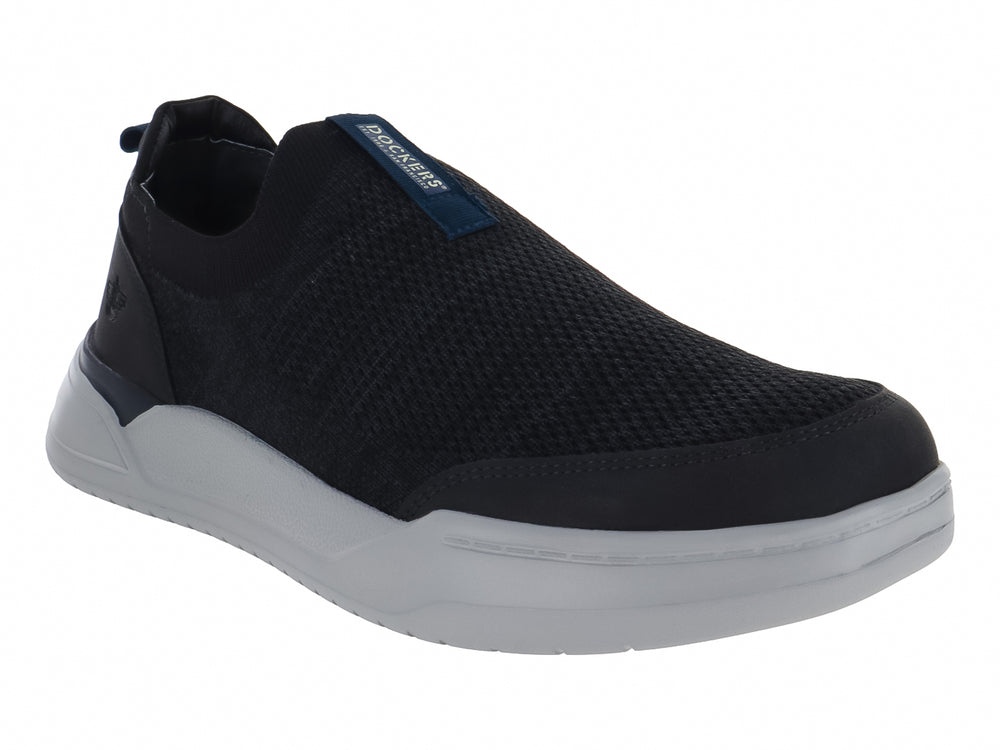 Zapato casual Dockers modelo Newport en color negro con suela gris y diseño slip-on de tela tejida.