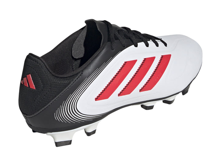 Zapato de fútbol Adidas Copa Pure 3 en color blanco con detalles en negro y franjas rojas laterales.