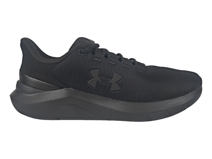 Tenis deportivos Under Armour modelo Phade RN 3 en color negro total con suela robusta y tejido transpirable.