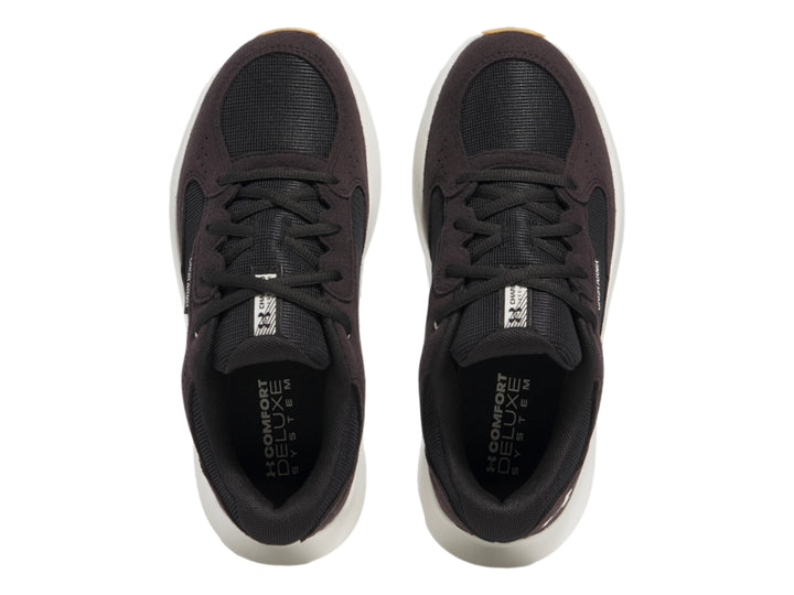 Tenis Under Armour Charged Versurge Negro y Blanco para Mujer