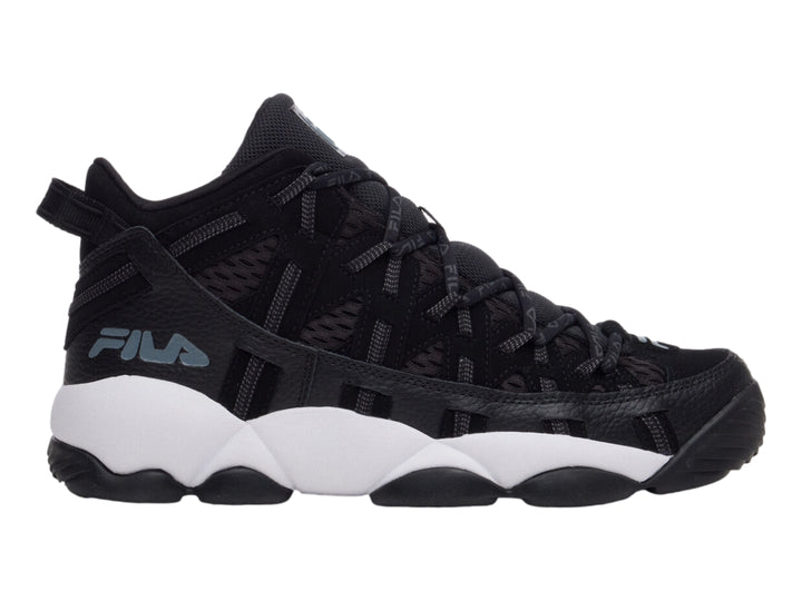 Tenis FILA Stackhouse color negro con suela blanca y cordones tipo paracord.