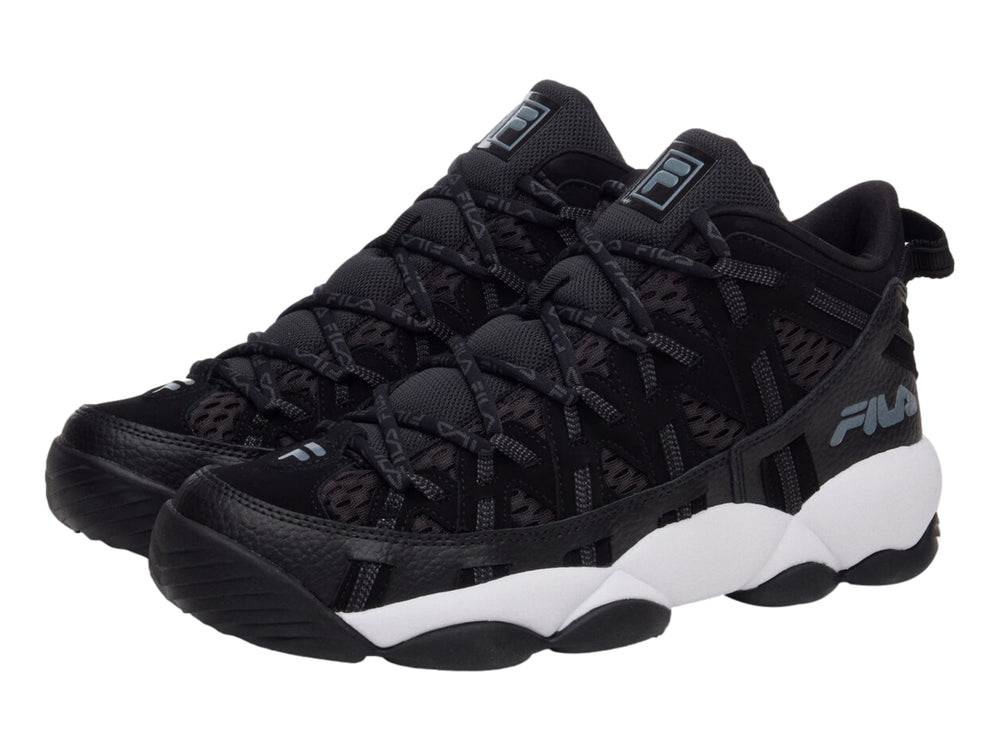 Tenis FILA Stackhouse color negro con suela blanca y cordones tipo paracord.