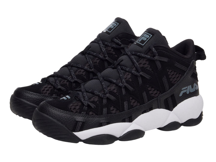 Tenis FILA Stackhouse color negro con suela blanca y cordones tipo paracord.