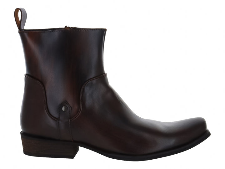 Botas de piel color marrón roca shedron para hombre con diseño casual y acabado liso.
