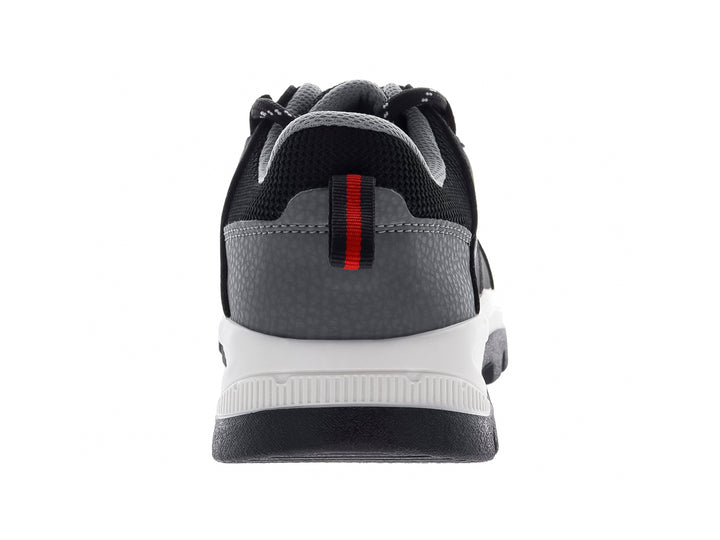 Botas infantiles Discovery color negro con suela blanca y detalles en gris, estilo deportivo y resistente.