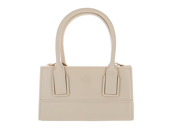 Bolso de mano color arena con diseño rectangular, estructura rígida y asas superiores redondeadas.