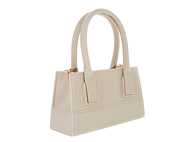 Bolso de mano color arena con diseño rectangular, estructura rígida y asas superiores redondeadas.