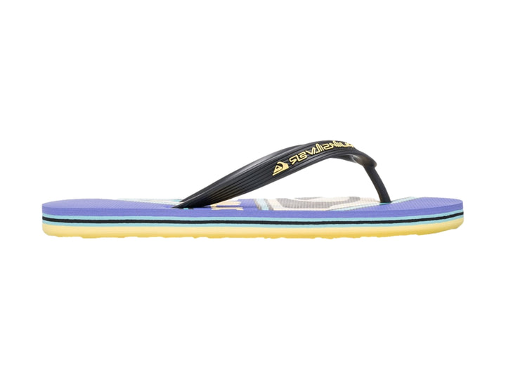Sandalias de dedo Quiksilver color morado con suela amarilla y tiras negras.