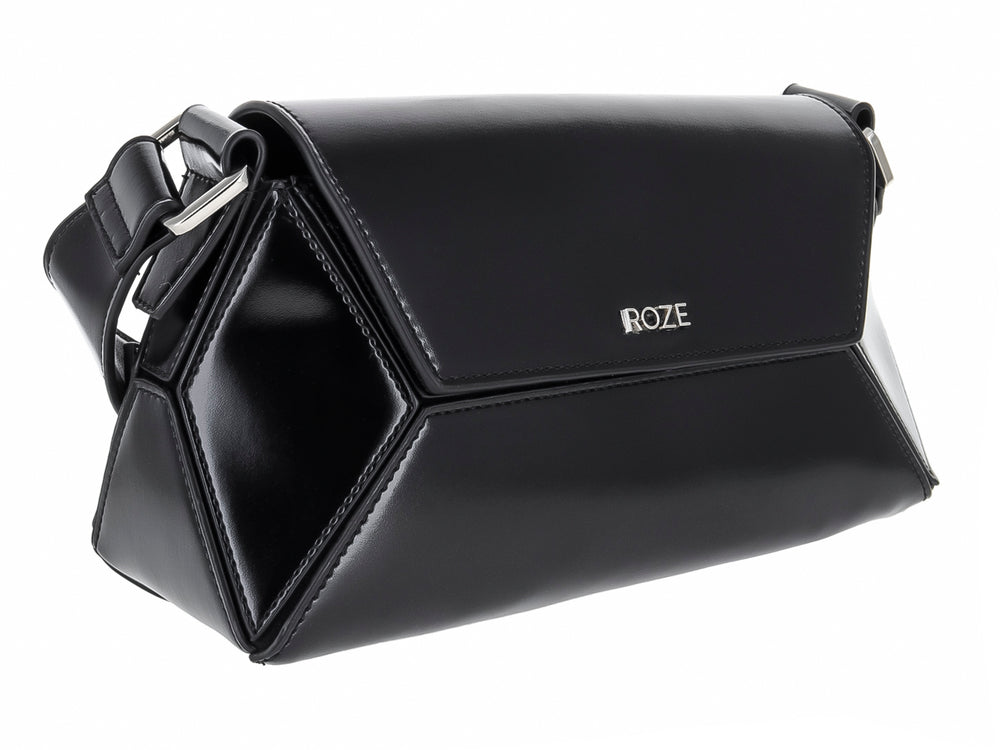 Bolso de hombro ROZE color negro con acabado brillante y diseño rectangular estructurado.