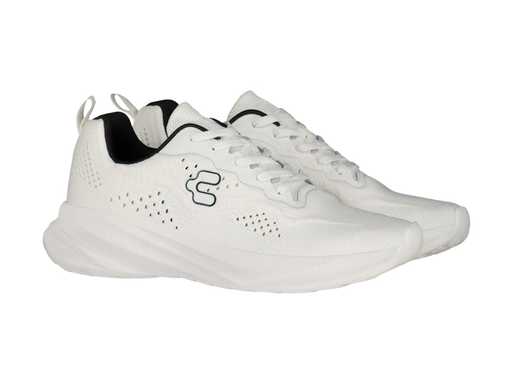 Tenis deportivos Charly de color blanco con detalles en negro y suela gruesa.