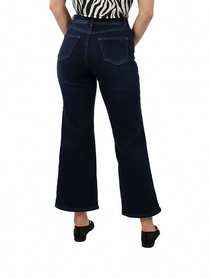 Pantalones jeans color azul índigo de corte pierna ancha para mujer