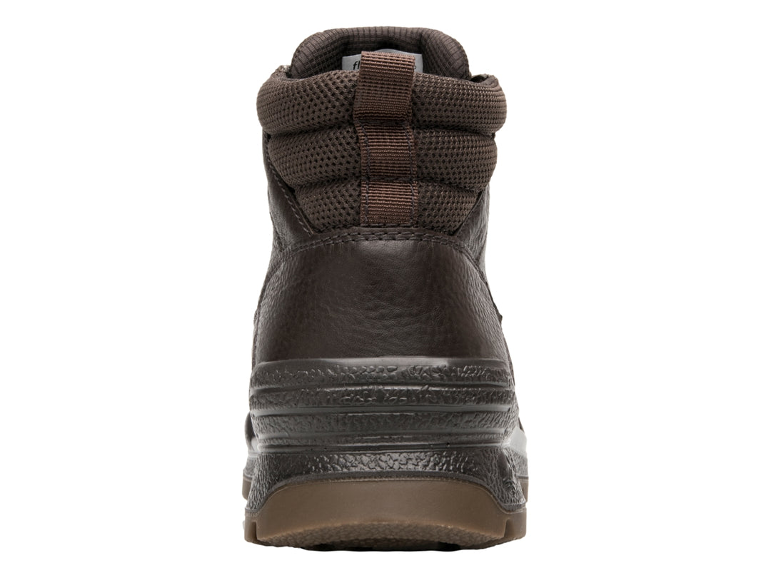 Bota Flexi color chocolate de cuero con suela robusta y estilo country para hombre.