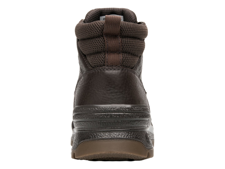 Bota Flexi color chocolate de cuero con suela robusta y estilo country para hombre.