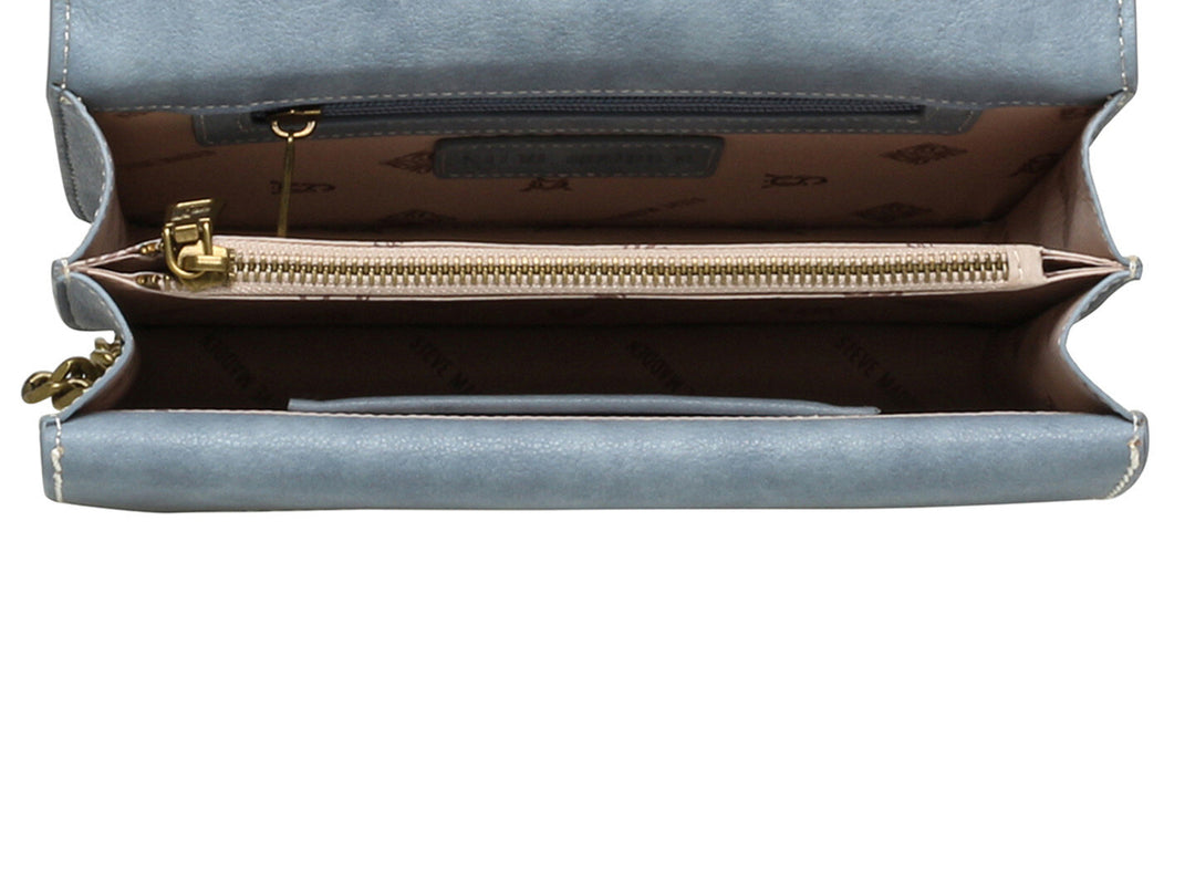 Bolso de hombro Steve Madden en color denim con textura plisada y correa de cadena dorada.
