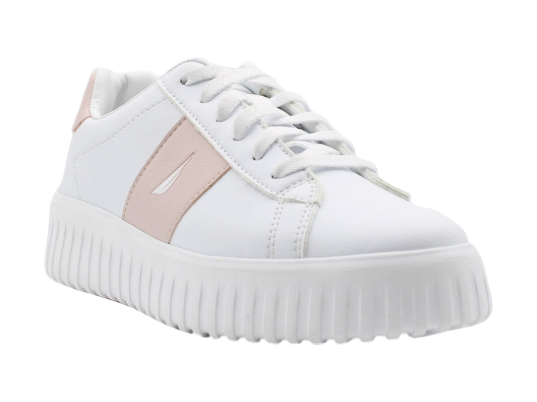 Tenis blancos de plataforma con detalle en color rosa palo y suela dentada.