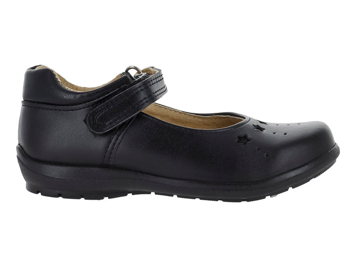 Zapato escolar negro para niño o niña con correa de ajuste y detalles de estrellas perforadas.