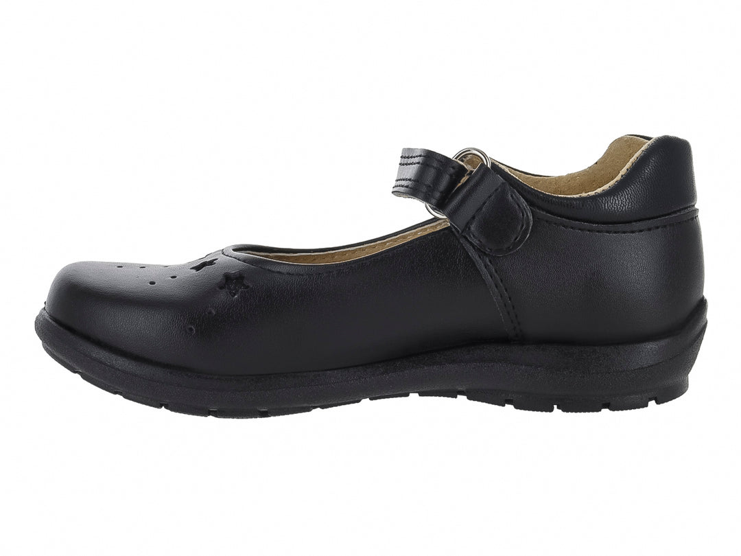 Zapato escolar negro para niño o niña con correa de ajuste y detalles de estrellas perforadas.
