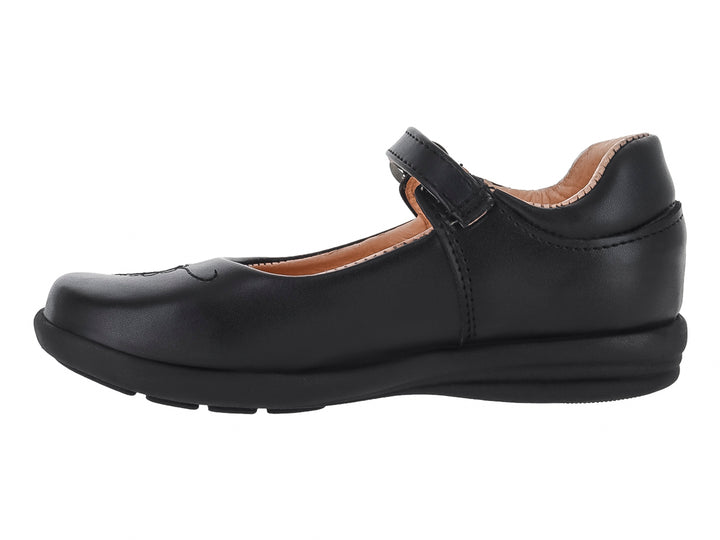 Zapato infantil negro estilo Mary Jane con correa, hebilla plateada y detalle bordado de corazón en la punta.