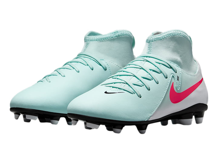 Calzado de fútbol Nike Phantom Luna en color menta y blanco con detalles en rojo y suela negra con tacos.