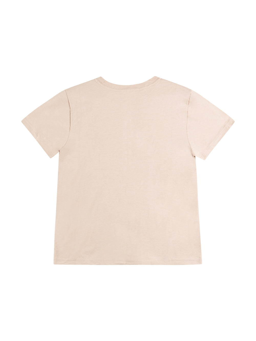 Playera Champion de color natural con cuello redondo y manga corta.