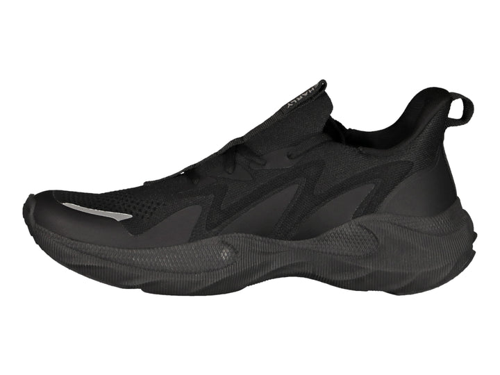 Tenis deportivos Charly color negro total con diseño moderno y suela robusta.