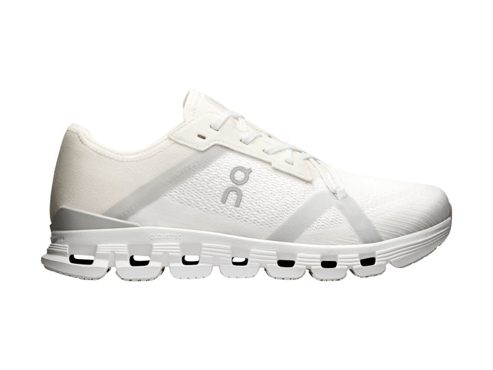 Tenis deportivos On Cloud color blanco con suela amortiguada característica.