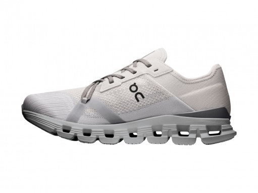 Tenis deportivos On Cloud en color gris wolf/alloy con suela tecnológica y malla transpirable.