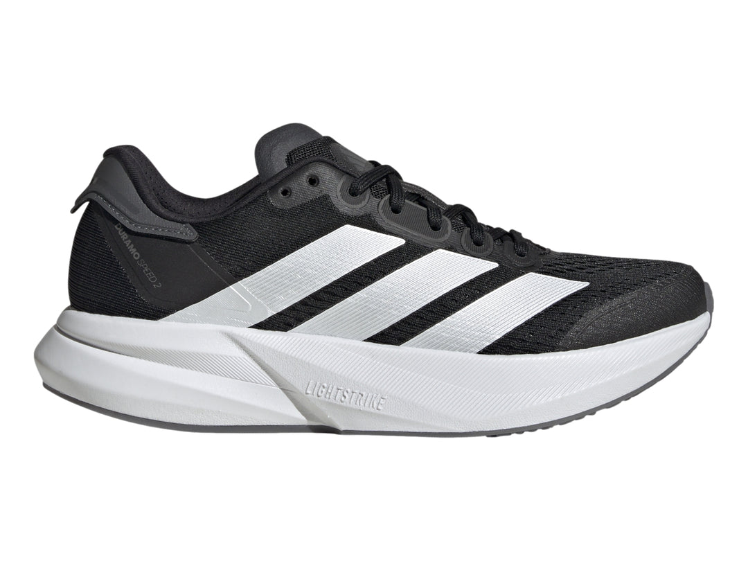Tenis deportivos Adidas Duramo Speed 2 en color negro con tres franjas blancas y suela blanca.