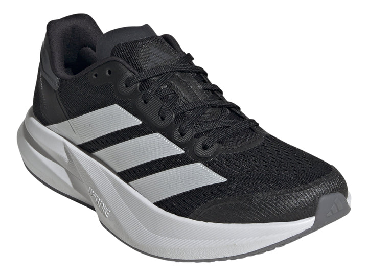 Tenis deportivos Adidas Duramo Speed 2 en color negro con tres franjas blancas y suela blanca.