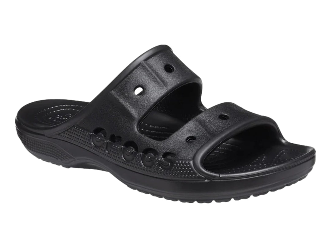 Sandalia Crocs Baya color negro, vista lateral sobre fondo blanco.