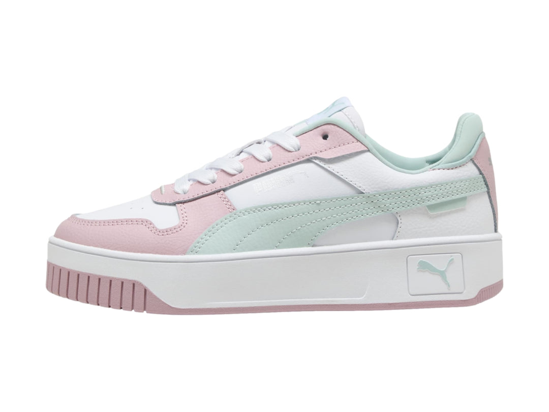 Tenis PUMA Carina Street JR en colores blanco, rosa y azul claro con suela de plataforma blanca.