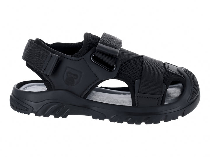 Sandalia deportiva de color negro con correas ajustables y punta cerrada.